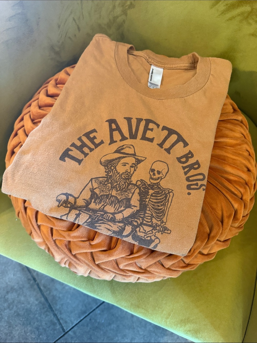 THE AVETT BROS. Concert T-shirt ~ XS ~ Brown Graphic Tee